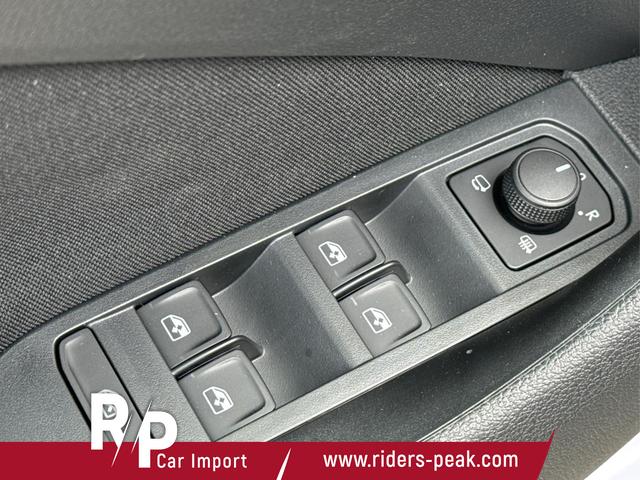 Skoda / Kamiq / Grau / / / DSG+ACC+SHZ+RFK+PDC+KESSY+SUNSET