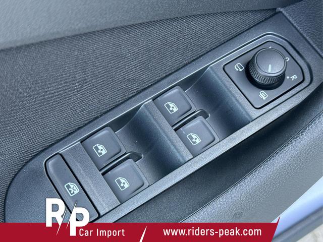 Skoda / Kamiq / Silber / / / DSG+ACC+SHZ+RFK+PDC+KESSY+SUNSET