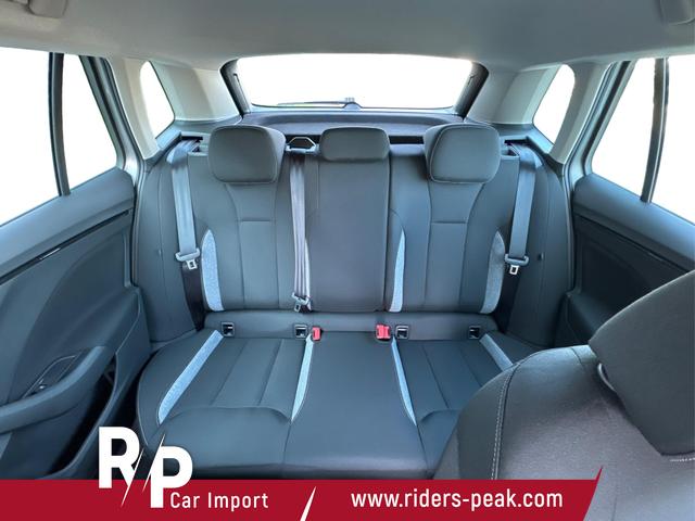 Skoda / Kamiq / Silber / / / DSG+ACC+SHZ+RFK+PDC+KESSY+SUNSET