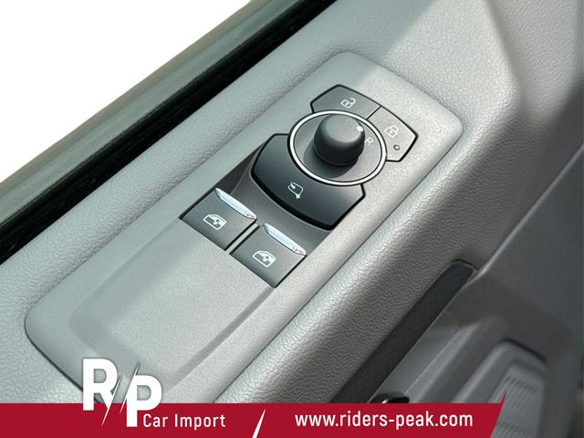 Volkswagen / T7 Caravelle / / / / LR 4x4+MATRIX-LED+NAVI+SHZ+KAM+PDC, Beispielbilder, ggf. teilweise mit Sonderausstattung