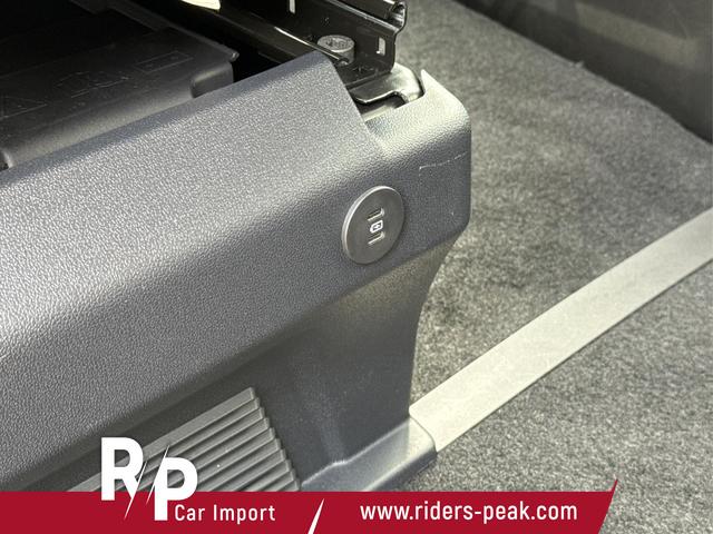 Volkswagen / T7 Caravelle / / / / LR 4x4+MATRIX-LED+NAVI+SHZ+KAM+PDC, Beispielbilder, ggf. teilweise mit Sonderausstattung