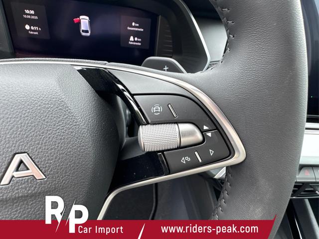 Skoda / Octavia Combi / Schwarz / / / NAVI+KAMERA+LED+EL. HECKKL.+SHZ