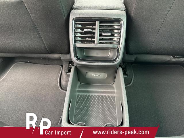 Skoda / Octavia Combi / Schwarz / / / NAVI+KAMERA+LED+EL. HECKKL.+SHZ