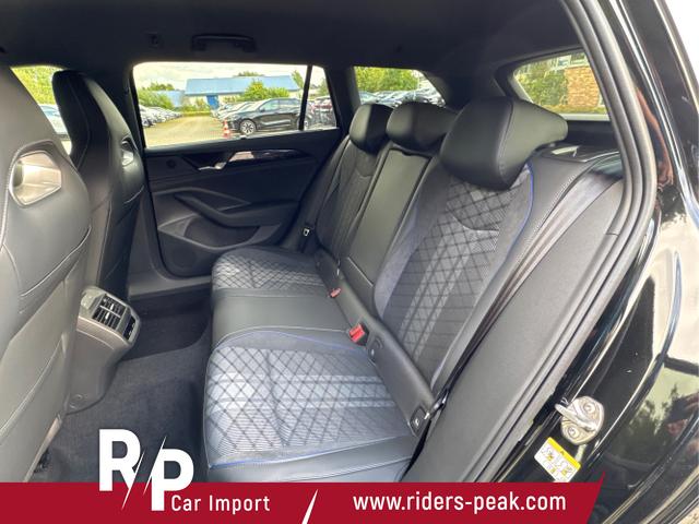 Volkswagen / Passat Variant / Schwarz / / / 4WD AHK+Black Style+Navi+360KAM+Head-UP+Matrix-LED+ACC, Beispielbilder, ggf. teilweise mit Sonderausstattung