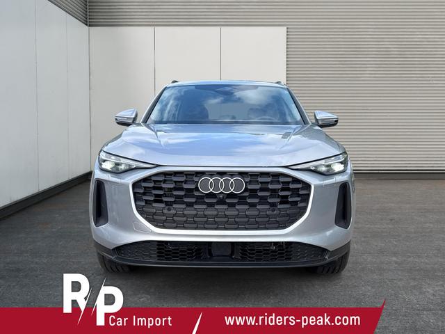 Audi / Q5 / Silber / / / AHK+NAVI+LED+SHZ+PDC