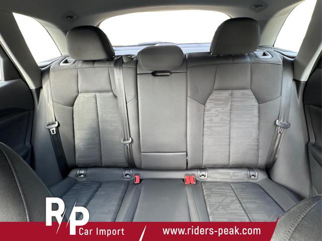 Audi / Q5 / Silber / / / AHK+NAVI+LED+SHZ+PDC