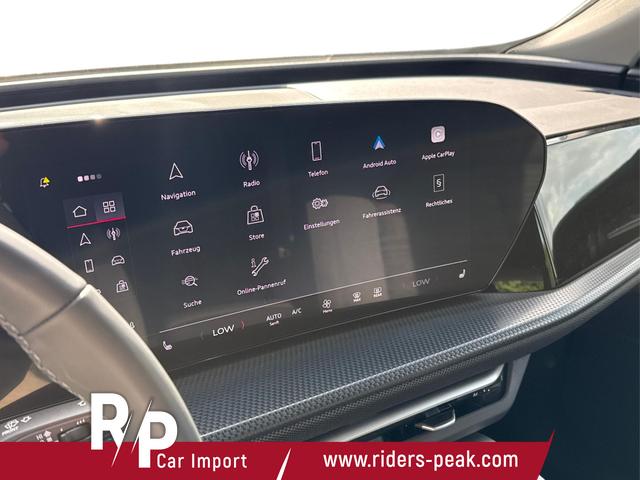 Audi / Q5 / Silber / / / AHK+NAVI+LED+SHZ+PDC