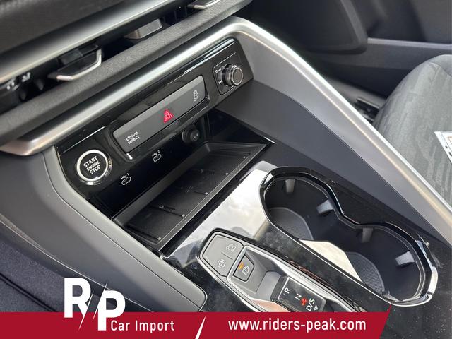 Audi / Q5 / Silber / / / AHK+NAVI+LED+SHZ+PDC