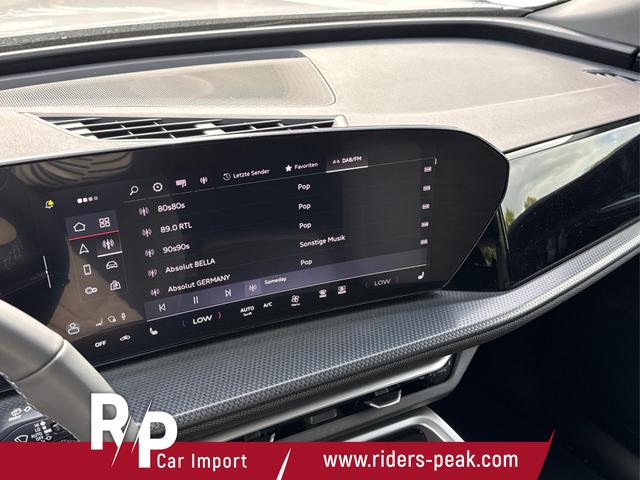 Audi / Q5 / Silber / / / AHK+NAVI+LED+SHZ+PDC