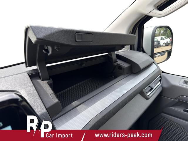 Volkswagen / T7 Caravelle / / / / KR AHK+MATRIX+NAVI+SOUND+ACC+SHZ+KAMERA+PDC