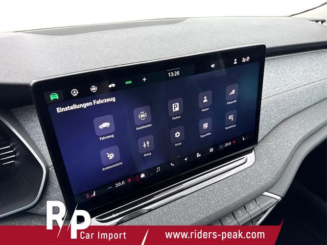 Skoda / Octavia Combi / Schwarz / / / NAVI+MATRIX+KAMERA+ACC+EL. HECKKL+LED+SHZ