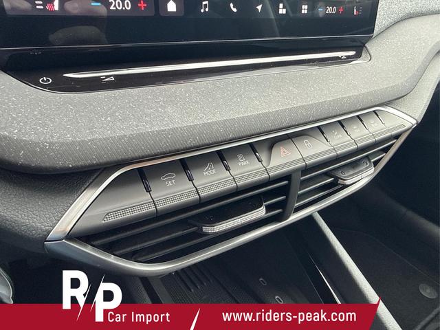Skoda / Octavia Combi / Schwarz / / / NAVI+MATRIX+KAMERA+ACC+EL. HECKKL+LED+SHZ