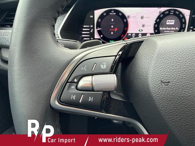 Skoda / Octavia Combi / Schwarz / / / NAVI+MATRIX+KAMERA+ACC+EL. HECKKL+LED+SHZ