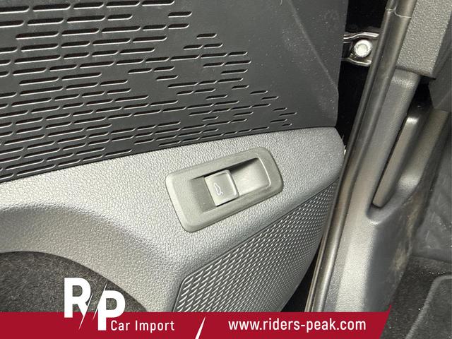 Skoda / Octavia Combi / Schwarz / / / NAVI+MATRIX+KAMERA+ACC+EL. HECKKL+LED+SHZ