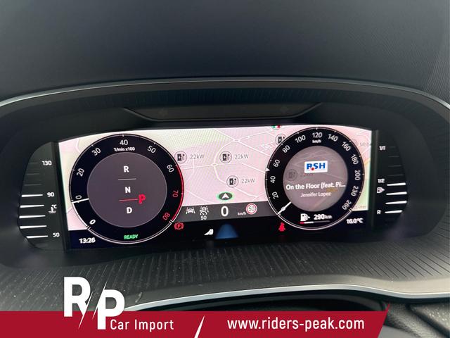 Skoda / Octavia Combi / Schwarz / / / NAVI+MATRIX+KAMERA+ACC+EL. HECKKL+LED+SHZ