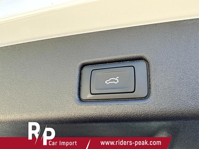 Audi / Q5 / Weiß / / / QUATTRO AHK+NAVI+LED+SHZ+PDC, Beispielbilder, ggf. teilweise mit Sonderausstattung