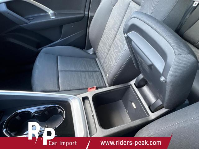 Audi / Q5 / Weiß / / / QUATTRO AHK+NAVI+LED+SHZ+PDC, Beispielbilder, ggf. teilweise mit Sonderausstattung