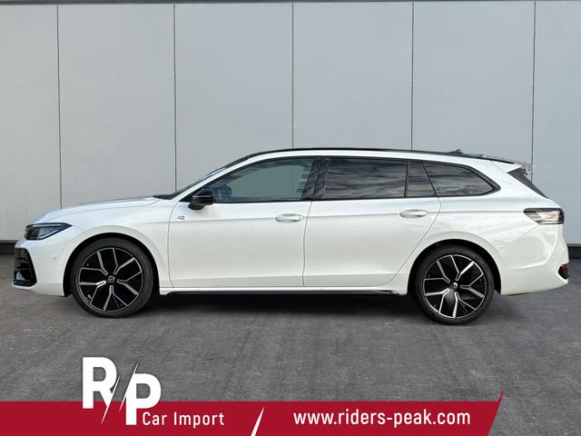 Volkswagen / Passat Variant / Weiß / / / 4WD+SIGNATURE+LEDER+PANO+AHK+DCC+MATRIX