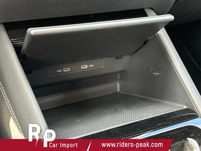 Volkswagen / Tayron / Schwarz / / / PANORMA+LED+AHK+EL. HECKKL.+PDC+20'' LM