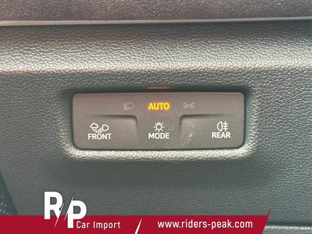 Volkswagen / Tayron / Schwarz / / / PANORMA+LED+AHK+EL. HECKKL.+PDC+20'' LM