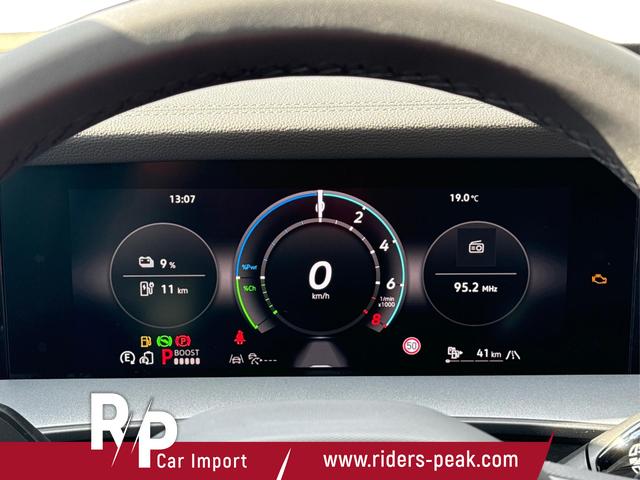 Volkswagen / Tayron / Schwarz / / / PANORMA+LED+AHK+EL. HECKKL.+PDC+20'' LM