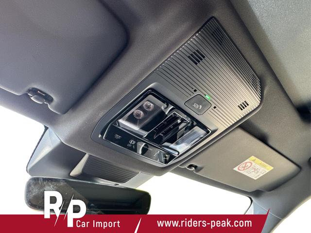 Volkswagen / Tayron / Schwarz / / / PANORMA+LED+AHK+EL. HECKKL.+PDC+20'' LM