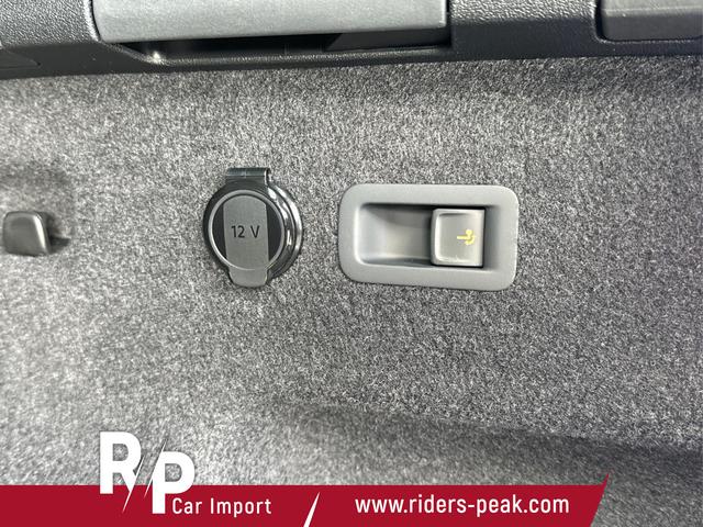 Volkswagen / Tayron / Grau / / / PANO+AHK+EL. HECKKL.+20'' LM+KAMERA+MASSAGE, Beispielbilder, ggf. teilweise mit Sonderausstattung