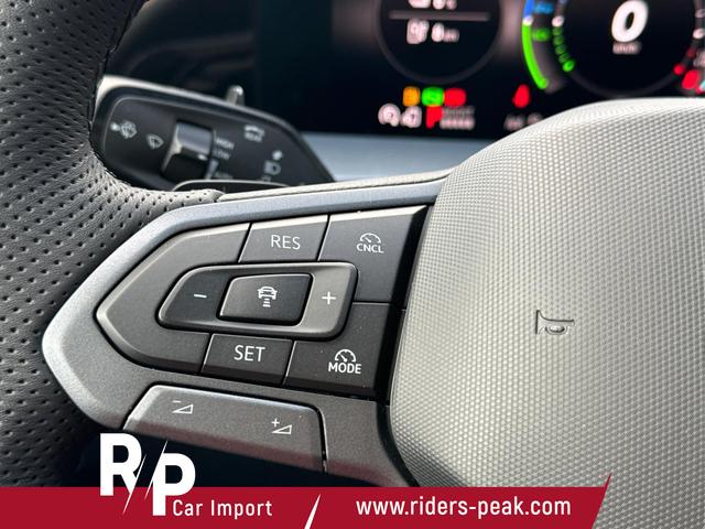 Volkswagen / Tayron / Grau / / / PANO+AHK+EL. HECKKL.+20'' LM+KAMERA+MASSAGE, Beispielbilder, ggf. teilweise mit Sonderausstattung