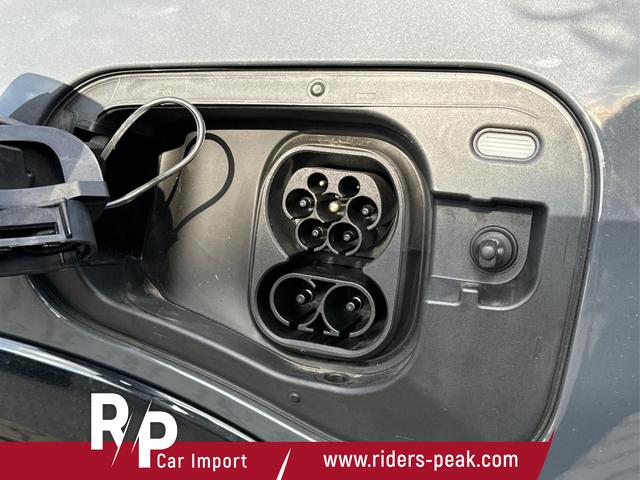 Volkswagen / Tayron / Grau / / / PANO+AHK+EL. HECKKL.+20'' LM+KAMERA+MASSAGE, Beispielbilder, ggf. teilweise mit Sonderausstattung