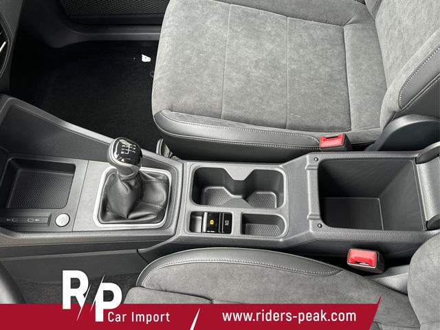 Volkswagen / Caddy / / / / 4x4+LANE ASSIST+NAVI+KAM+SHZ+KLIMA+AHK+ACC