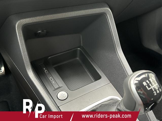 Volkswagen / Caddy / / / / 4x4+LANE ASSIST+NAVI+KAM+SHZ+KLIMA+AHK+ACC