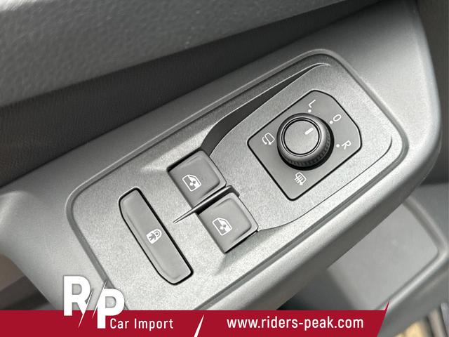 Volkswagen / Caddy Maxi / / / / Caddy Maxi AHK+LANE ASSIST+NAVI+KAM+ACC+SHZ