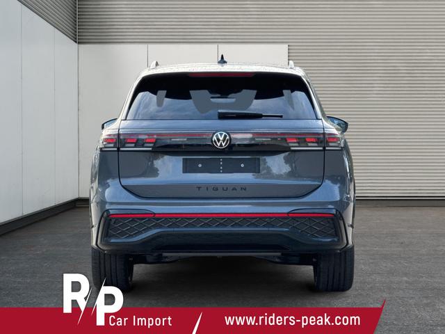 Volkswagen / Tiguan / Grau / / / PANO+HD MATRIX+AHK+NAVI+BLACK STYLE+20 LM+ACC
