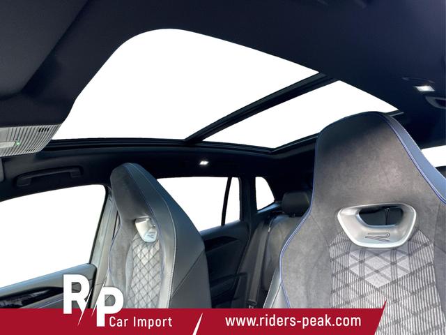 Volkswagen / Tiguan / Grau / / / PANO+HD MATRIX+AHK+NAVI+BLACK STYLE+20 LM+ACC