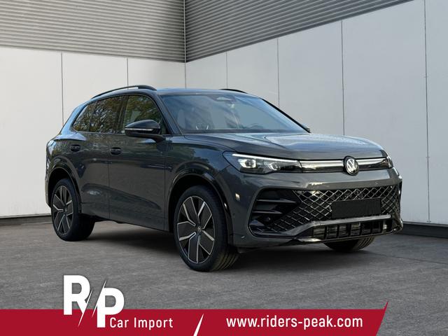 Volkswagen / Tiguan / Grau / / / PANO+HD MATRIX+AHK+NAVI+BLACK STYLE+20 LM+ACC