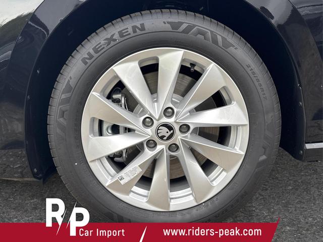 Skoda / Superb Combi / / / / 4WD+AHK+NAVI+KAM+EL.HECKKL.+KESSY