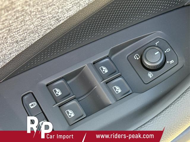 Skoda / Superb Combi / / / / 4WD+AHK+NAVI+KAM+EL.HECKKL.+KESSY
