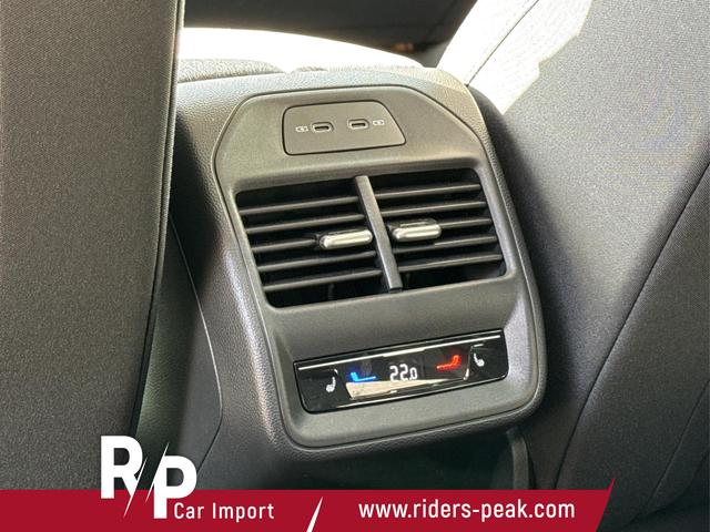 Skoda / Superb Combi / / / / 4WD+AHK+NAVI+KAM+EL.HECKKL.+KESSY