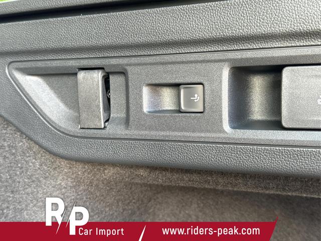 Skoda / Superb Combi / / / / 4WD+AHK+NAVI+KAM+EL.HECKKL.+KESSY