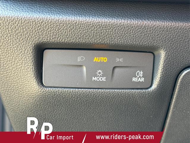 Skoda / Superb Combi / / / / 4WD+AHK+NAVI+KAM+EL.HECKKL.+KESSY