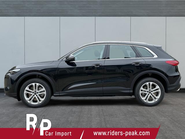 Audi / Q5 / Schwarz / / / QUATTRO+ NAVI+ LED+ SHZ+ PDC