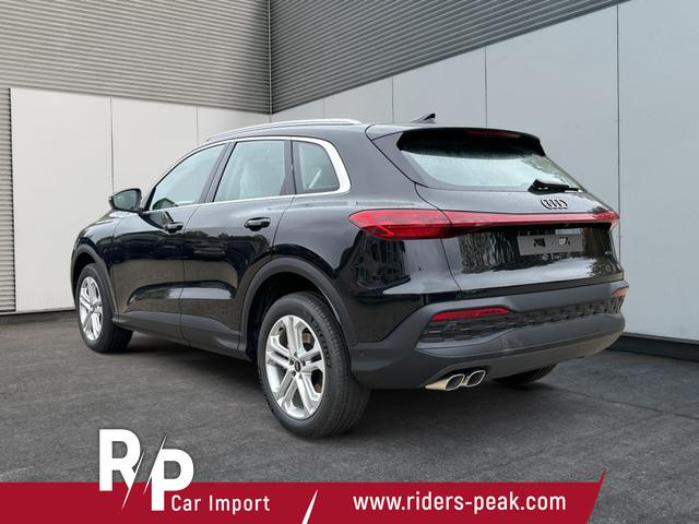 Audi / Q5 / Schwarz / / / QUATTRO+ NAVI+ LED+ SHZ+ PDC
