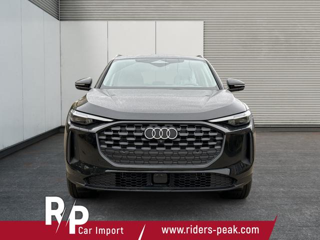 Audi / Q5 / Schwarz / / / QUATTRO+ NAVI+ LED+ SHZ+ PDC