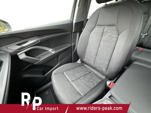 Audi / Q5 / Schwarz / / / QUATTRO+ NAVI+ LED+ SHZ+ PDC