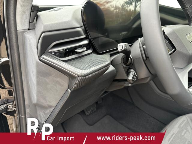 Audi / Q5 / Schwarz / / / QUATTRO+ NAVI+ LED+ SHZ+ PDC
