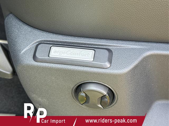 Volkswagen / Caddy / / / / LANE ASSIST+NAVI+KAM+SHZ+KLIMA+AHK+ACC