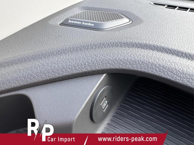 Volkswagen / T7 Caravelle / / / / KR 4x4+MATRIX-LED+NAVI.+ SHZ+KAMERA+ PDC