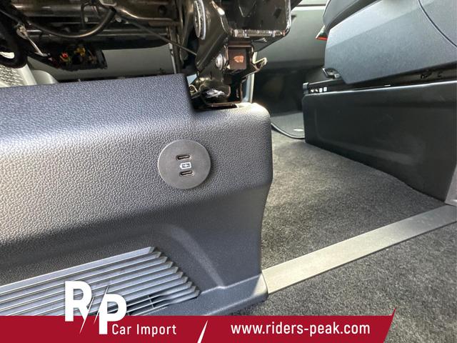 Volkswagen / T7 Caravelle / / / / KR 4x4+MATRIX-LED+NAVI.+ SHZ+KAMERA+ PDC