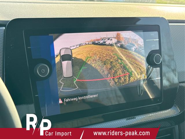 Volkswagen / T-Cross / Grau / / / KAMERA+IQ-LIGHT+SUNSET+PDC+SHZ+17 LM