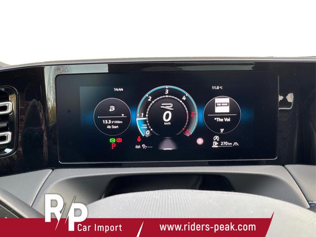 Volkswagen / Tiguan / Schwarz / / / 4x4 AHK+PANO+STANDHZG+20 ALU+eHK